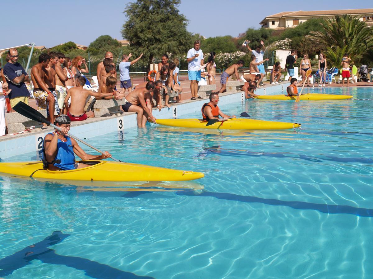 אפרטהוטל באדזי Baia Delle Mimose מראה חיצוני תמונה